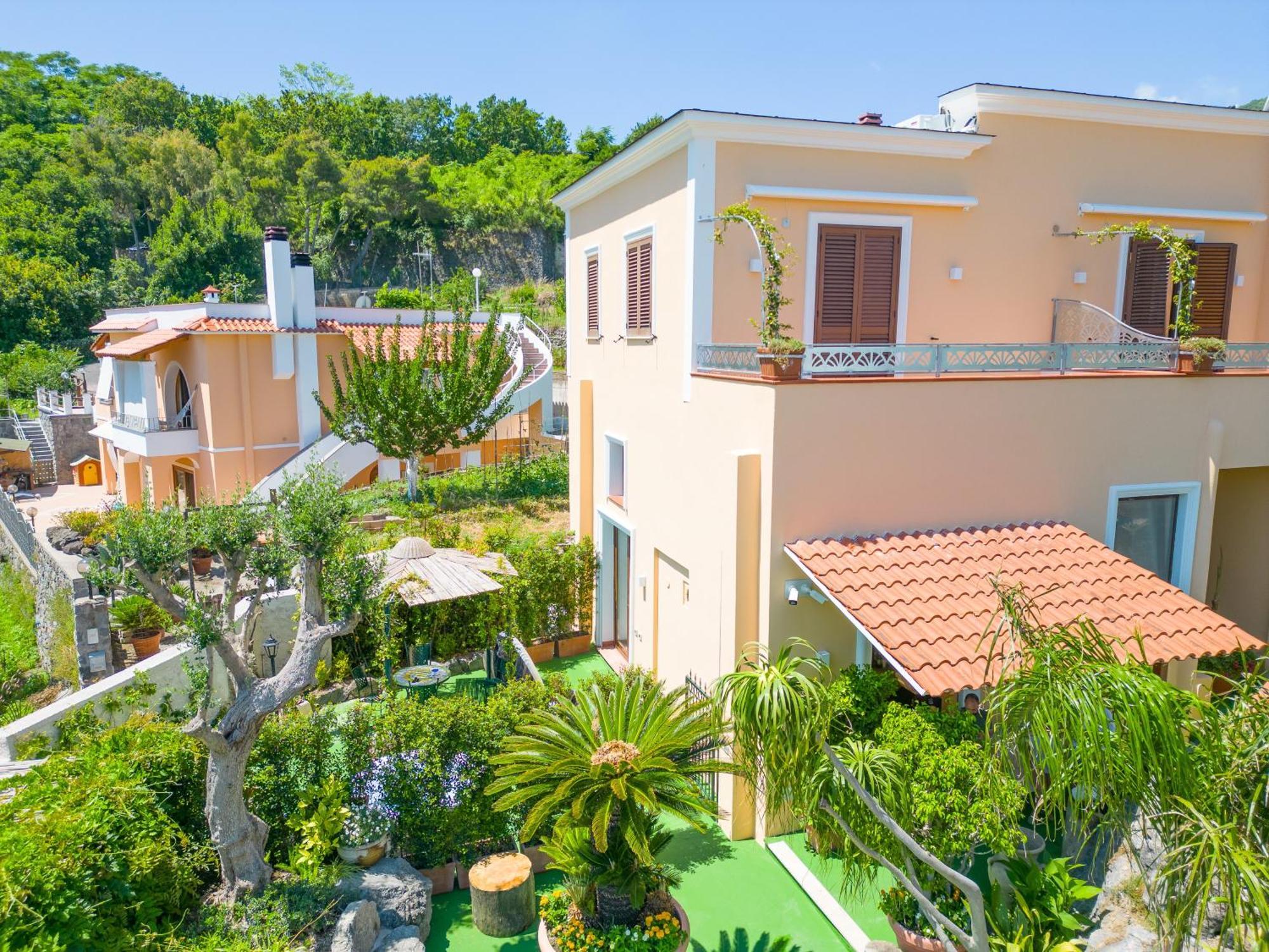 La Rosa - Luxury B&B Ischia Esterno foto