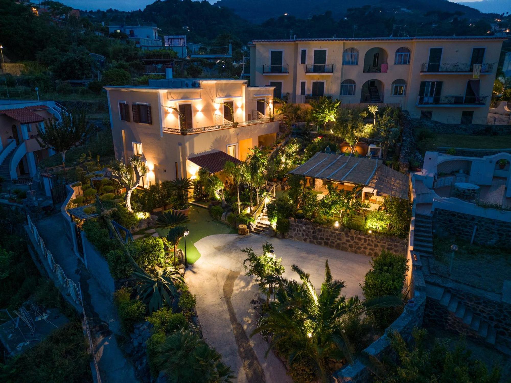 La Rosa - Luxury B&B Ischia Esterno foto